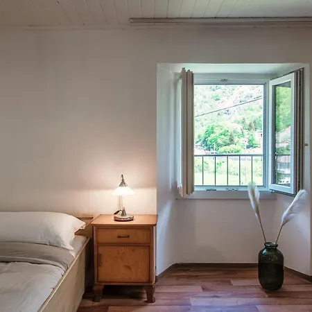 Stela - Rustic House In The Heart Of The Leventina Apartment Lavorgo Exterior photo